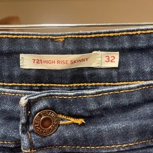 Levi's 721 High Rise Skinny Jeans - Deep Blue